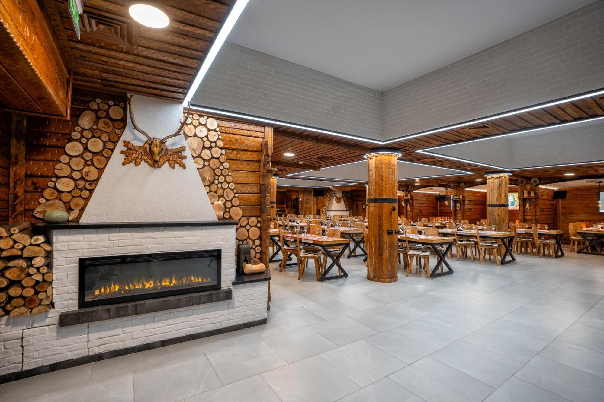 Complex Turistic Casa Romaneasca Călimăneşti 외부 사진